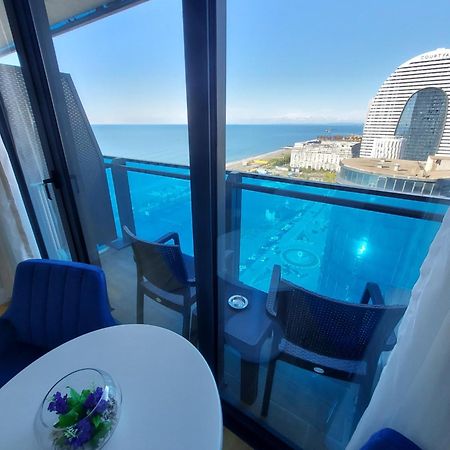 Ferienwohnung Номера На Высоких Этажах 24,31 Batumi Zimmer foto