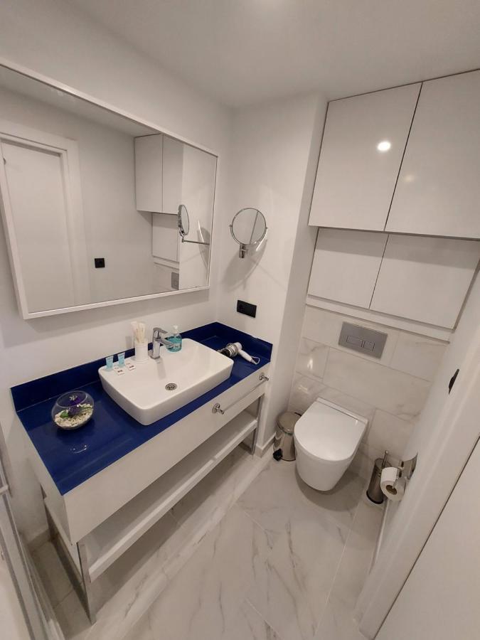 Ferienwohnung Номера На Высоких Этажах 24,31 Batumi Exterior foto