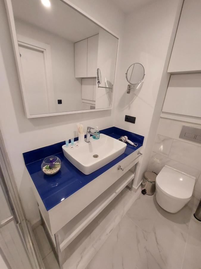 Ferienwohnung Номера На Высоких Этажах 24,31 Batumi Exterior foto