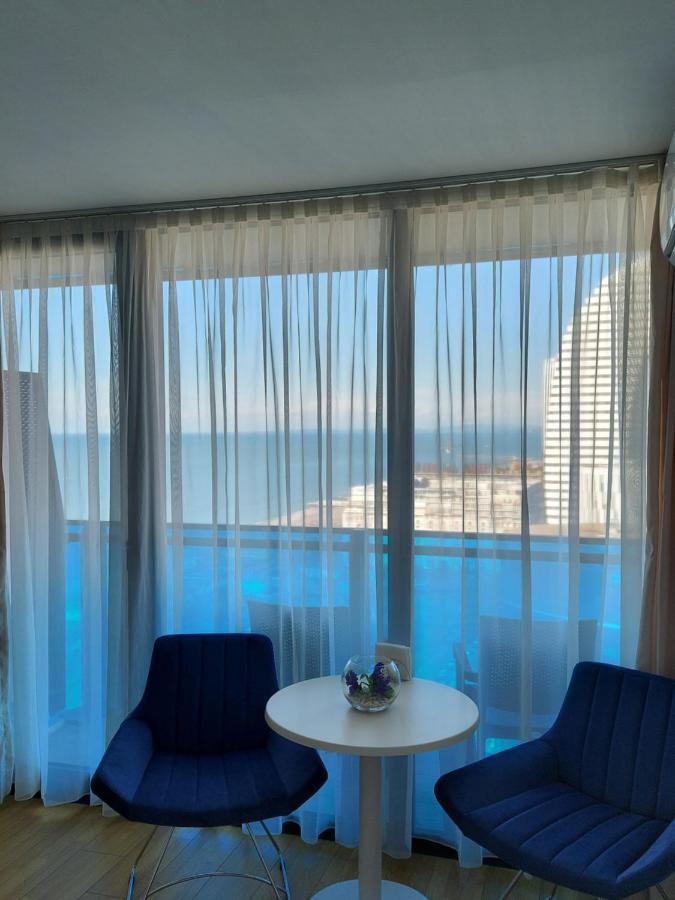 Ferienwohnung Номера На Высоких Этажах 24,31 Batumi Zimmer foto